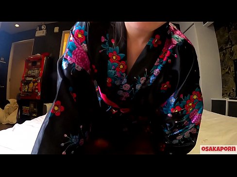 ❤️ Gənc cosplay qız bir atlı qadında fışqırma ilə orgazm olmaq üçün cinsi sevir. Həvəskar videoda ənənəvi yapon geyimində tüklü pişik və gözəl döşləri olan asiyalı qız sikişmə oyuncaqları ilə mastürbasyon nümayiş etdirir. Sakura 3 OSAKAPORN. ❤️❌ Anal porno bizdə