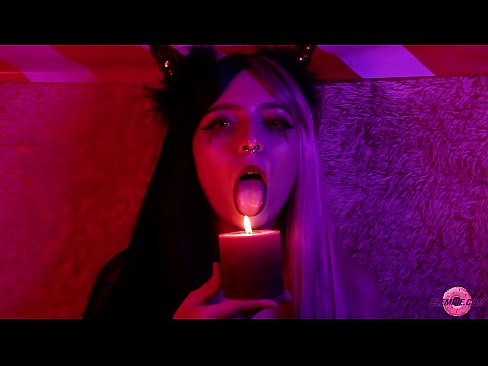 ❤️ Ağız yerinə yetirilməsi ilə Sexy Succubus-dan Ehtiraslı Blowjob ❤️❌ Anal porno bizdə