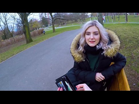 ❤️ Pul müqabilində bir qəribin isti cumluğunu uddu - parkda Eva Elfie tərəfindən blowjob ❤️❌ Anal porno bizdə